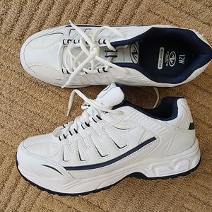 Mens memory foam shoes